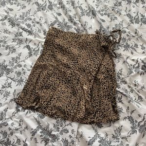Brandy Melville cheetah wrap skirt